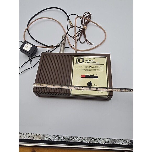 Vintage Indiana Cablevision Cable Box - NOT TESTED - Picture 9 of 12